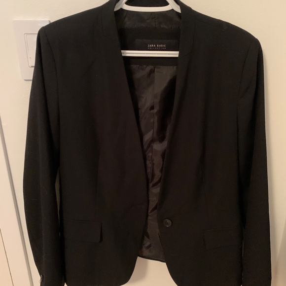 Zara Basics Black Blazer - Picture 1 of 2